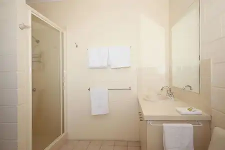 Allambi Holiday Apartments - 8