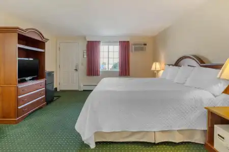 Ogunquit & Suites - 57