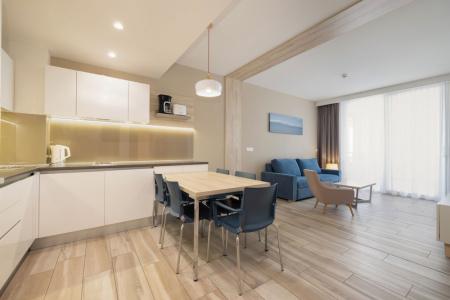 Romana Beach Apartments - 80