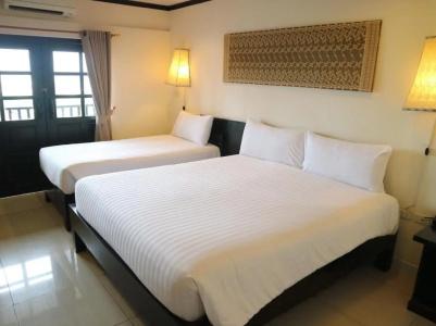 Essential Pattaya - 76