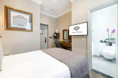 Gem Langham Court - 41