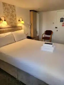 Atlantic Seafront Guest Accommodation - 39