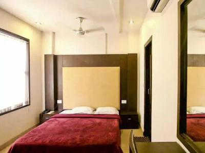 Walnut Castle - 13