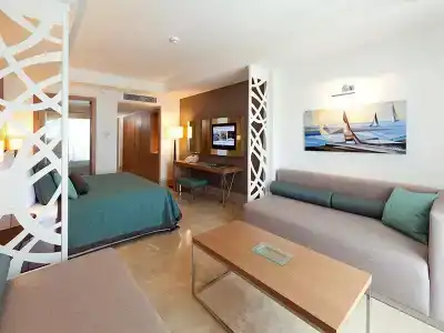 Paloma Oceana - 47