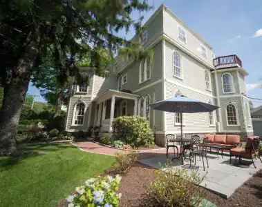 Serenity Inn Newport - 18