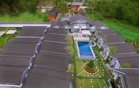 Sandy Clay Bungalows - 16