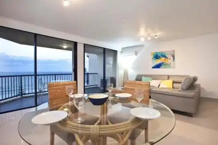 Surf Regency Apartments - 104