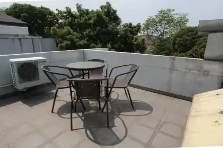 LeGreen Suite Tebet - 14