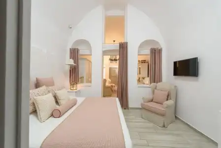 Senses Suites - 206