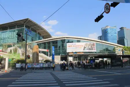 Seoul Station R Guesthouse - 16