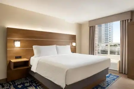 Holiday Inn Express Vancouver-Metrotown (Burnaby) by IHG - 59