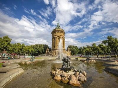 RheinCity & Boardinghouse - 14