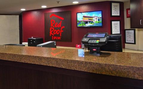 Red Roof Inn Corpus Christi South - 10