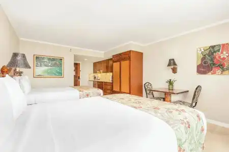Luana Waikiki & Suites - 71