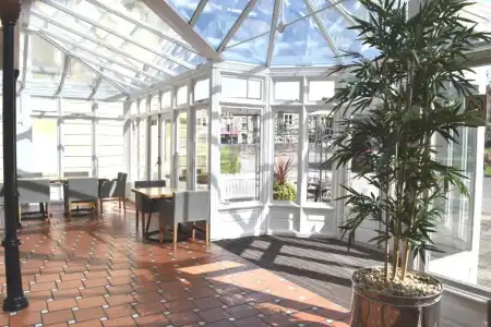 Arnos Manor - 17