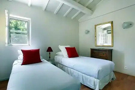 Château Des Alpilles - 64