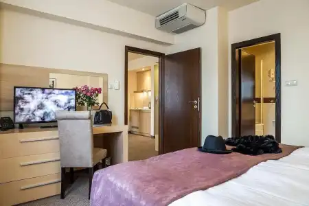 Sofia Palace - 5