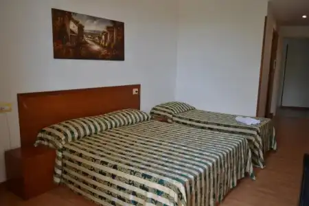 Nicolaj - 46