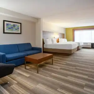 Holiday Inn Express & Suites Fort Wayne by IHG - 40