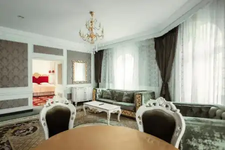 Royal Grand - 38