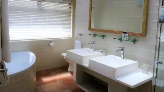 Atlantic Villa Boutique Guesthouse - 39
