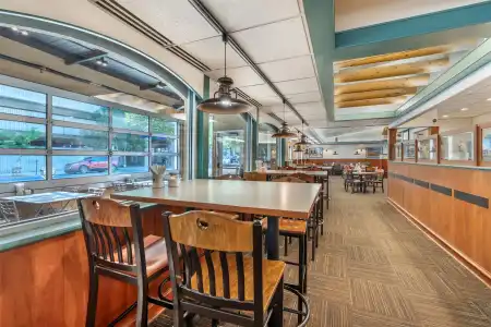 Best Western Plus Clocktower Inn - 29