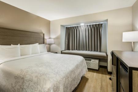 Red Roof Inn PLUS+ & Suites Savannah - I-95 - 2