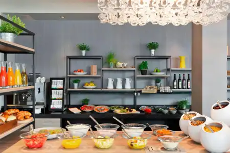 Courtyard by Marriott Zurich North - 11