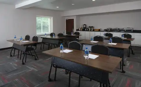 Four Points by Sheraton Dallas Arlington Entertainment District - 8