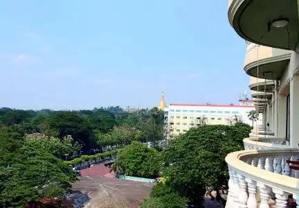 Yangon International - 28