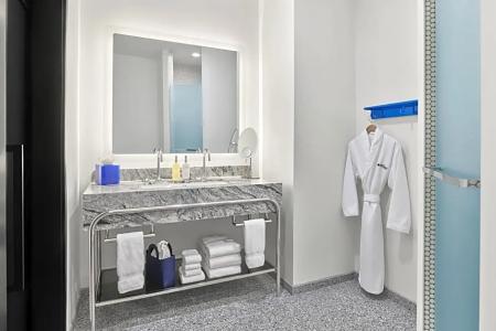 Aspen Meadows Resort - 39