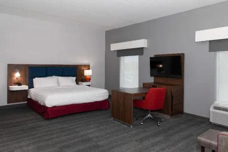 Hampton Inn & Suites Charlotte Steele Creek - 40