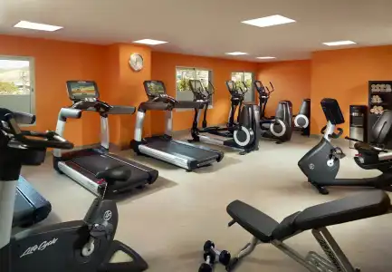 Courtyard by Marriott Queretaro - 19