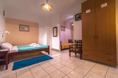 Poco Loco Bed & Breakfast - 31
