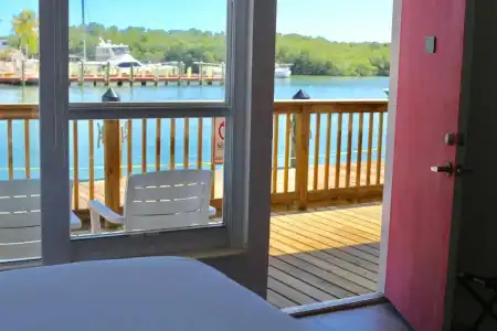 Gilbert's Resort - 30