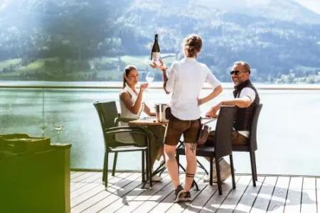 Peter - 25