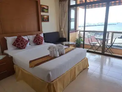 Seaview Sriracha - 90