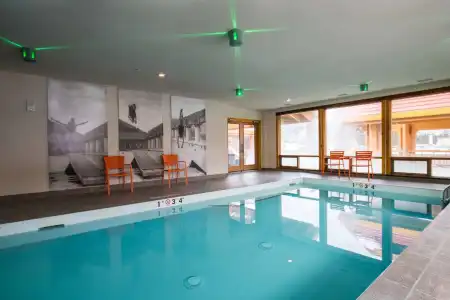 Moose And Suites - 11