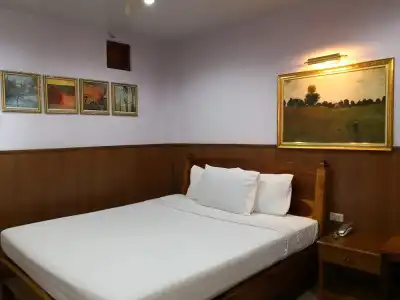 Phadaeng - 25