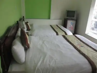 I-Hotel - 1