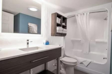 Breakers Resort - 226