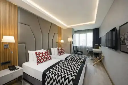 Ramada & Suites by Wyndham Istanbul Sisli - 52