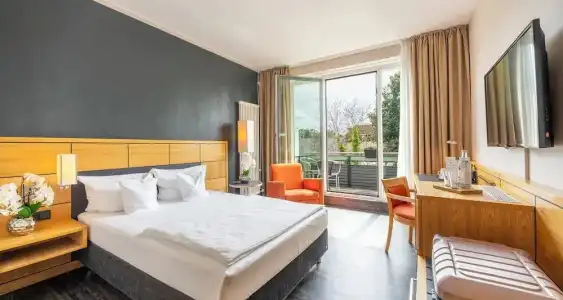 Plaza Inn Heidehof - 83