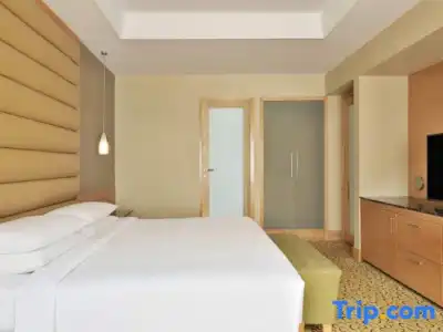 Courtyard by Marriott Chennai - 63
