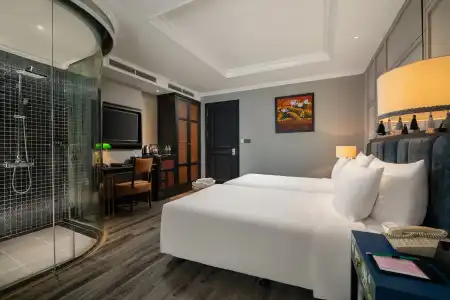 Solaria - 43
