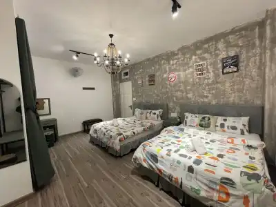 Lucas Inn - 51