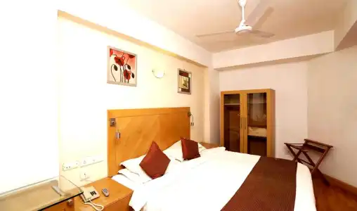 Marina Inn - 6