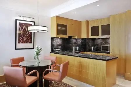 The Ritz-Carlton Executive Residences - 27