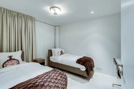 Black Pearl Apartment - 4