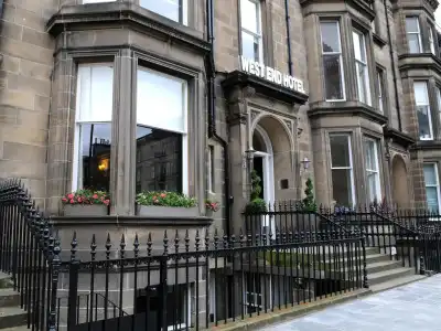 Revolver Edinburgh - 30